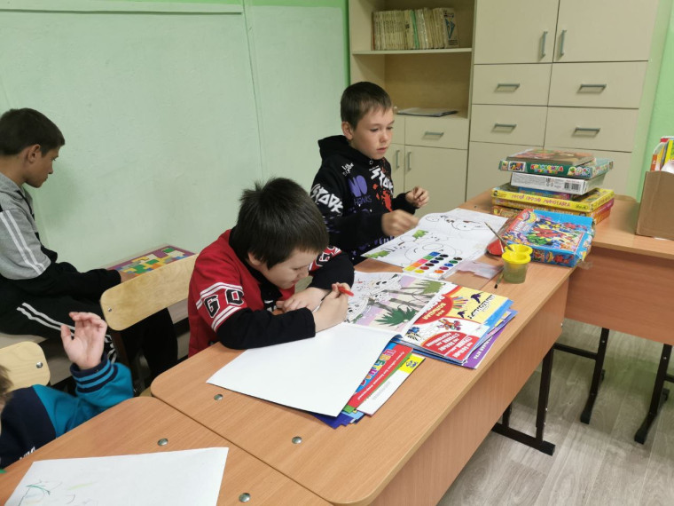 Лагерь «Улыбка» при школе..