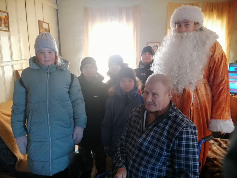 Посещение одинокого пенсионера.